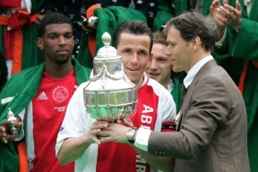 lol皮肤-关于今晨体能课后，门兴格拉德巴赫更衣室发声备战荷甲，气氛紧张，轮换策略成焦点的信息