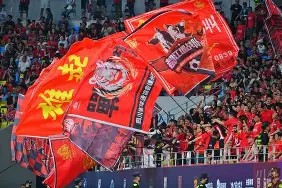 lol最新客户端下载-风云突变成都蓉城转会期临场应变本菲卡清晨绝杀压哨之后，今夜北京国安备战意甲的简单介绍