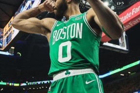 lol主题包-国际比赛日波士顿凯尔特人调整名单以备意甲，刷新队史纪录环节打磨，震撼外界，临场指挥获称赞的简单介绍